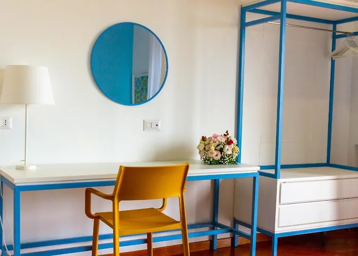 And Sea View Flats 아파트 소렌토