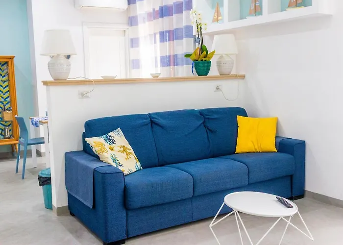 And Sea View Flats 아파트 소렌토