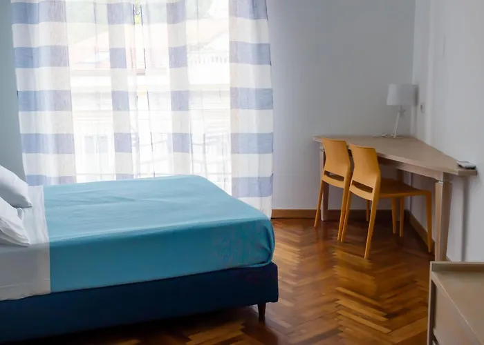 아파트 And Sea View Flats