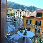 And Sea View Flats * Sorrento